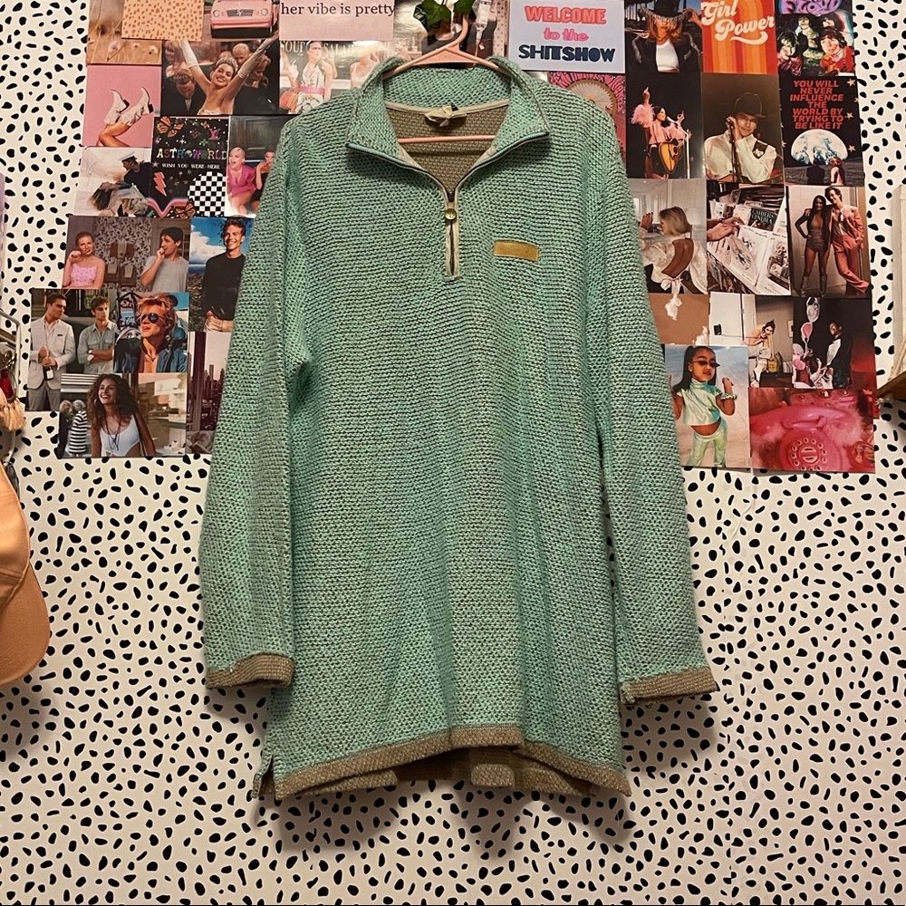 Rarely used jade Lynn Brooke Pullover